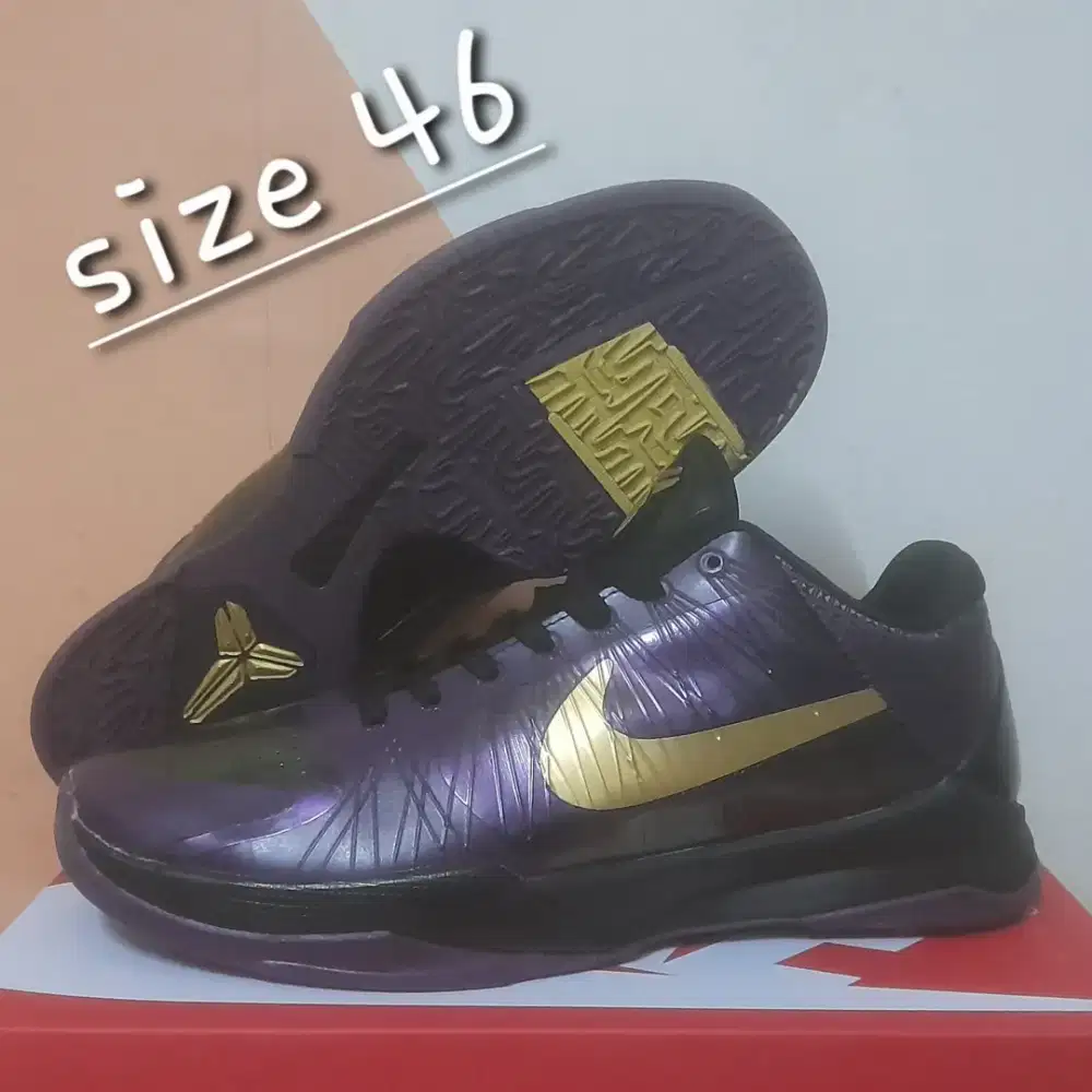 Sepatu basket nike kobe 5 protro purple