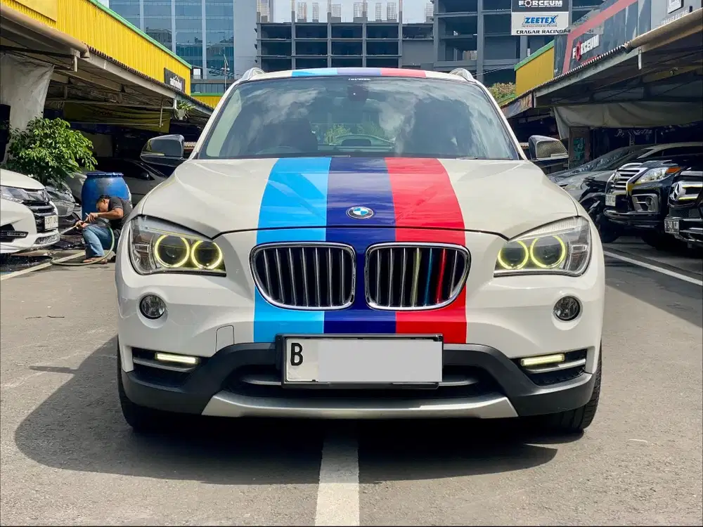 BMW X1 SDRIVE18i AT PUTIH 2014