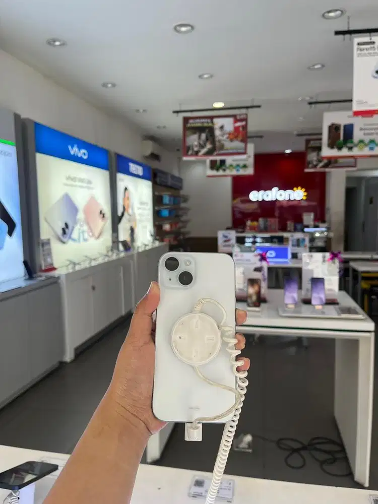 iPhone 15 128GB iBox