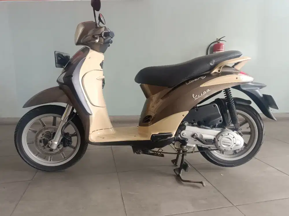 Vespa Liberty 100