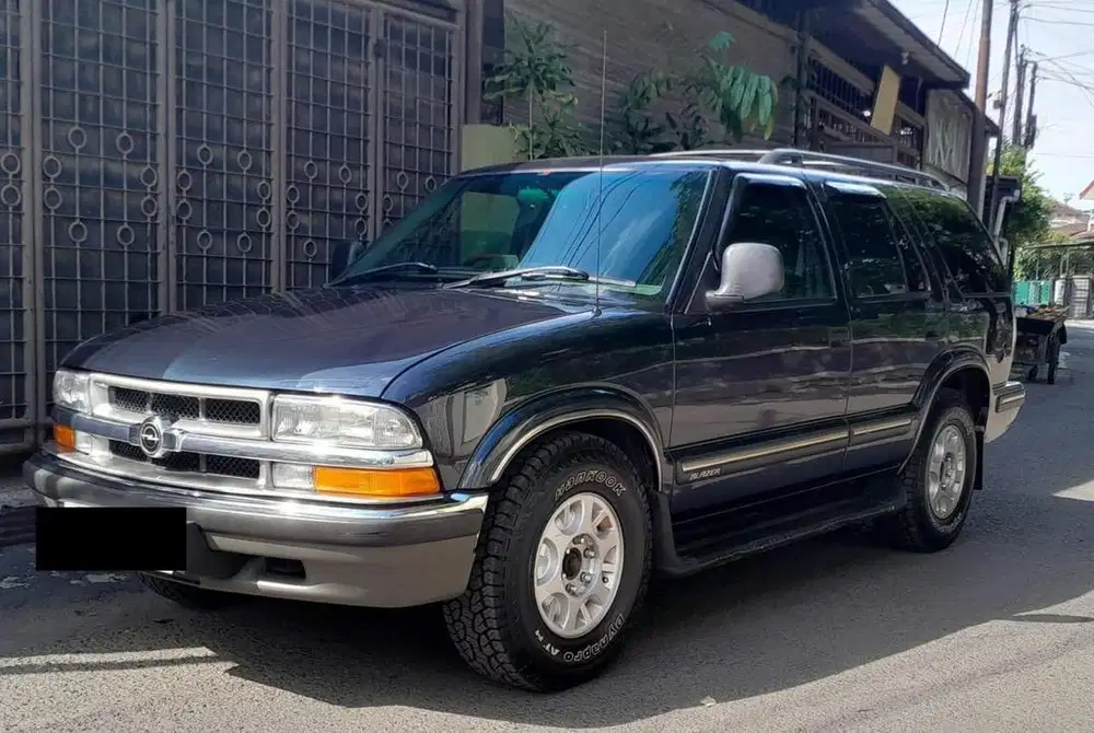Dijual Opel Blazer DOHC 2.2