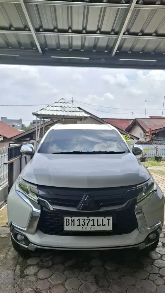 Pajero Sport Exceed 2.5 A/T Solar Tahun 2018