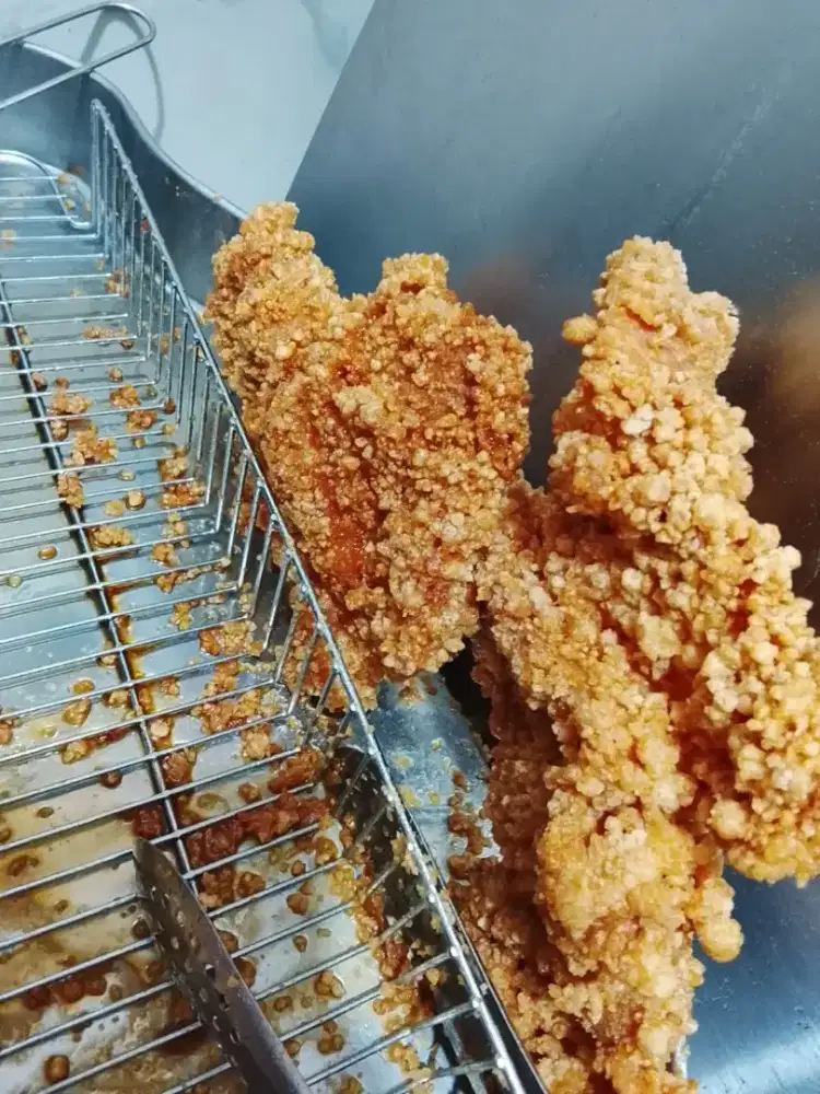 TERSEDIA LOKER BAGIAN KITCHEN DI FRIED CHICKEN TEBET