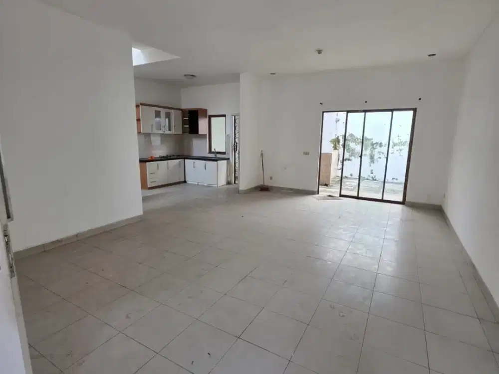 Dijual Rumah Nyaman di Cluster Alamanda – Siap Huni & Lokasi Strategis (029)