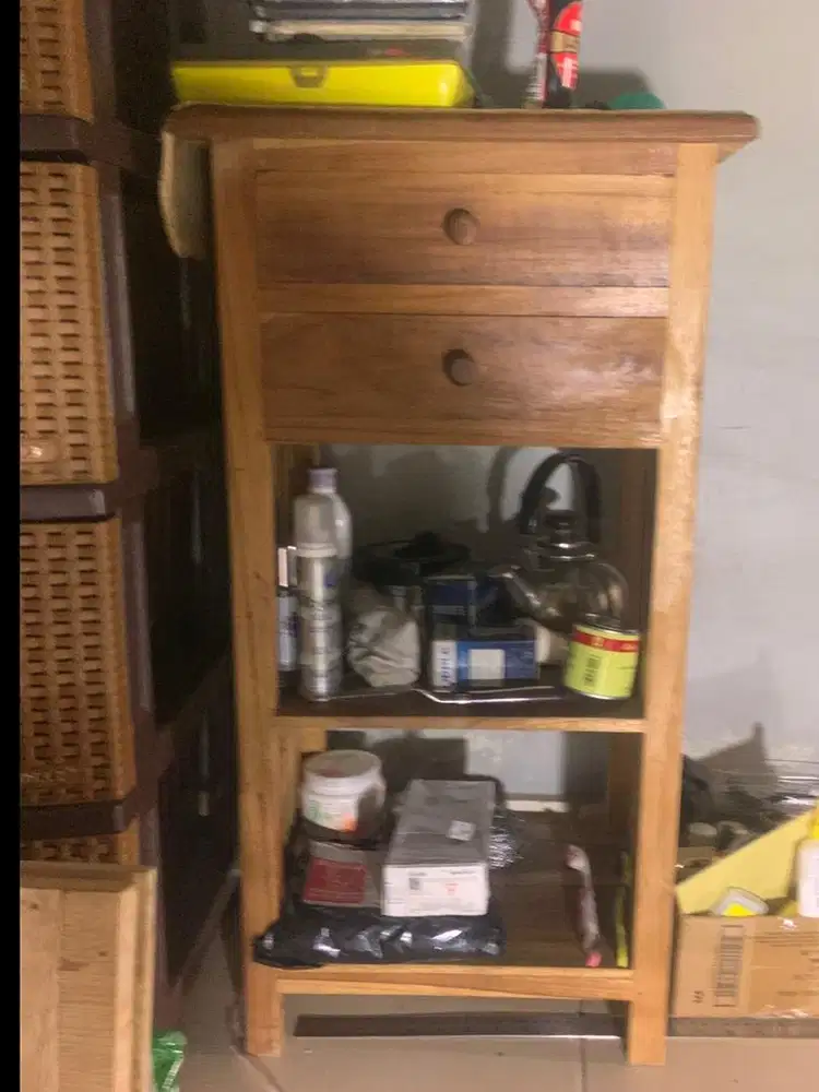 Lemari jati 2 kotak penyimpanan