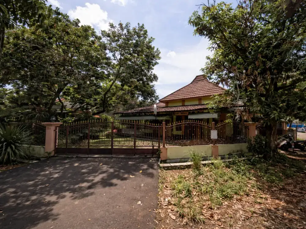 Rumah Luas Hook  Jual Murah Cocok Untuk Aneka Usaha di Kawasan CBD Cibubur