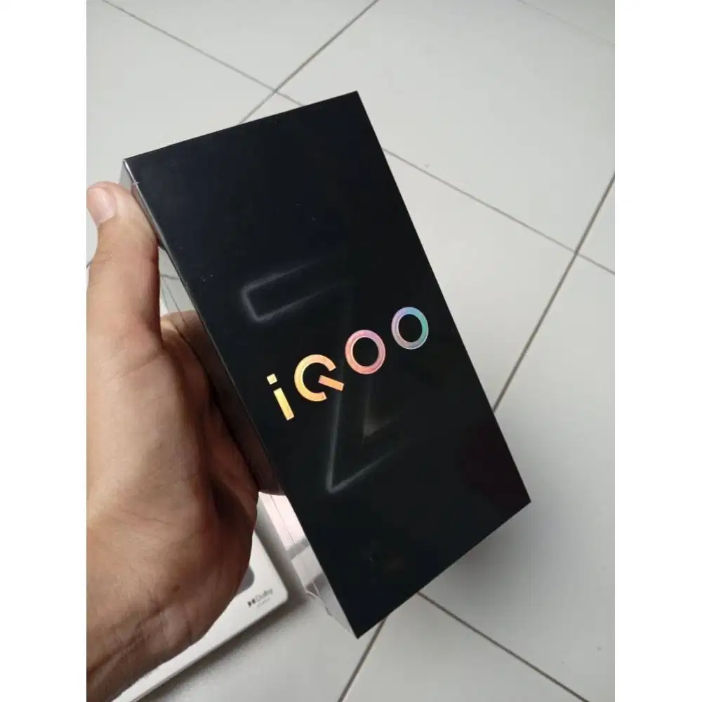 Iqoo Z10R 5g 8/256
