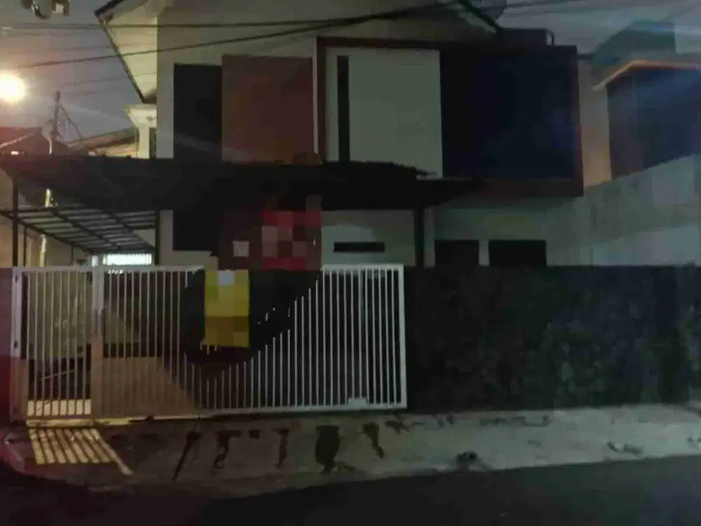 Disewakan Rumah Strategis Siap Huni di Tebet Jakarta Selatan