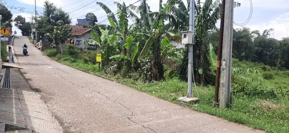 Tanah Kosong dengan lokasi stategis