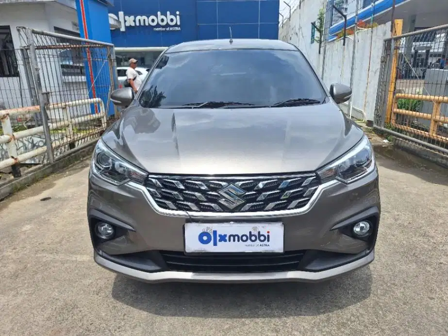 LOW DP Suzuki Ertiga 1.5 Hybrid HS Bensin-AT 2022 ROC