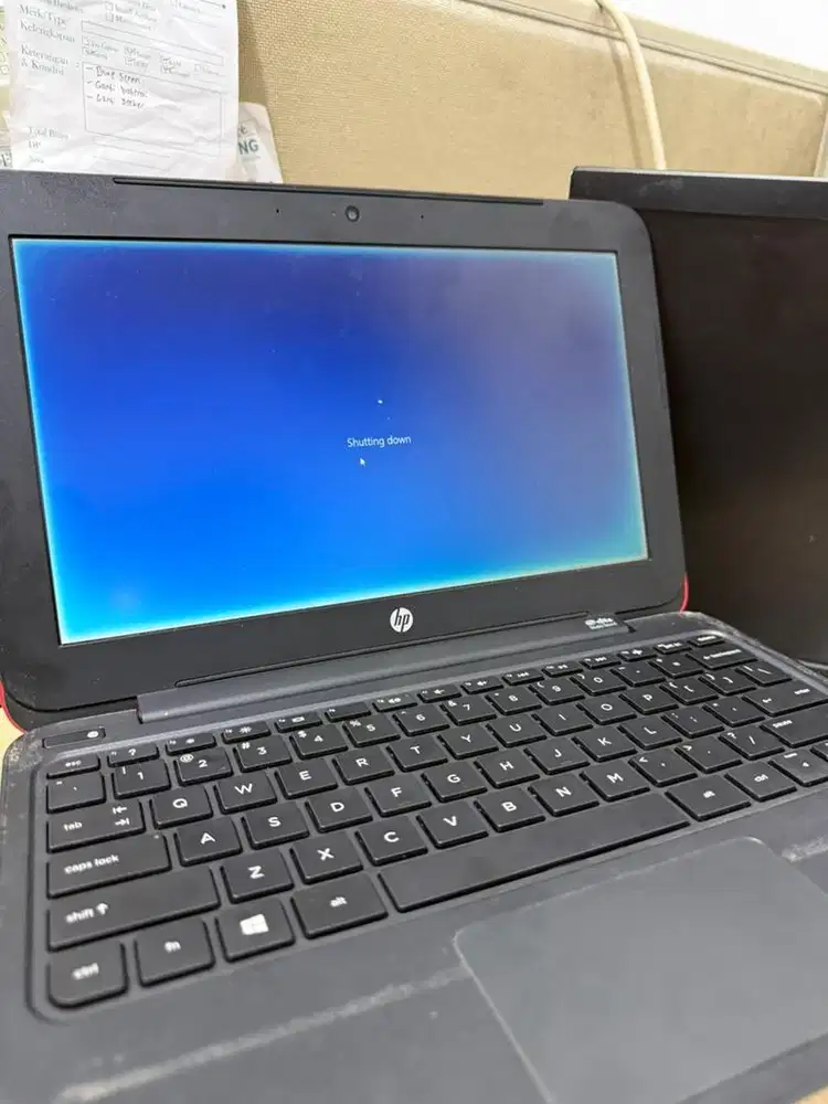 Beli laptop rusak mati mesin bekas