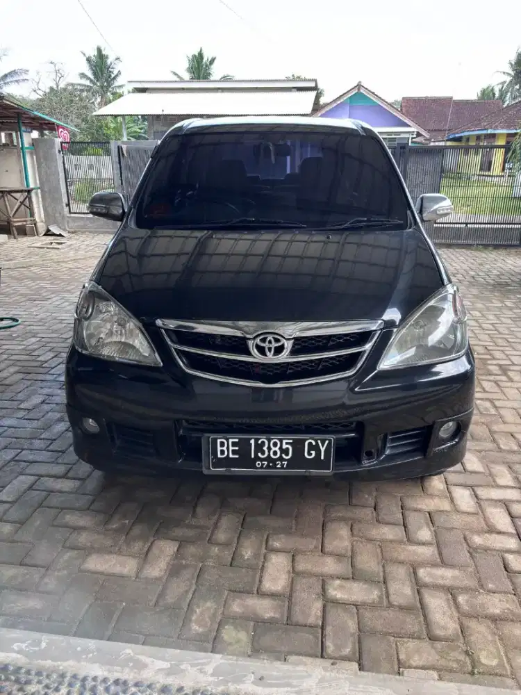 Toyota Avanza G. 2011 Hitam