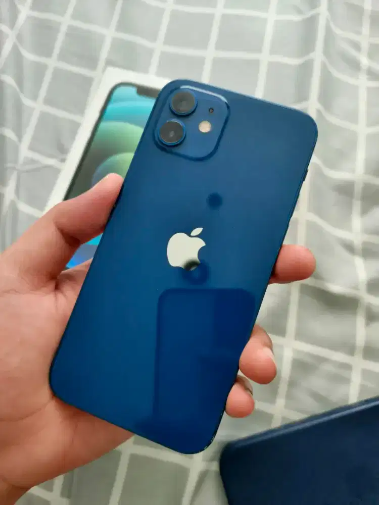 iPhone 12 64GB sinyal aman