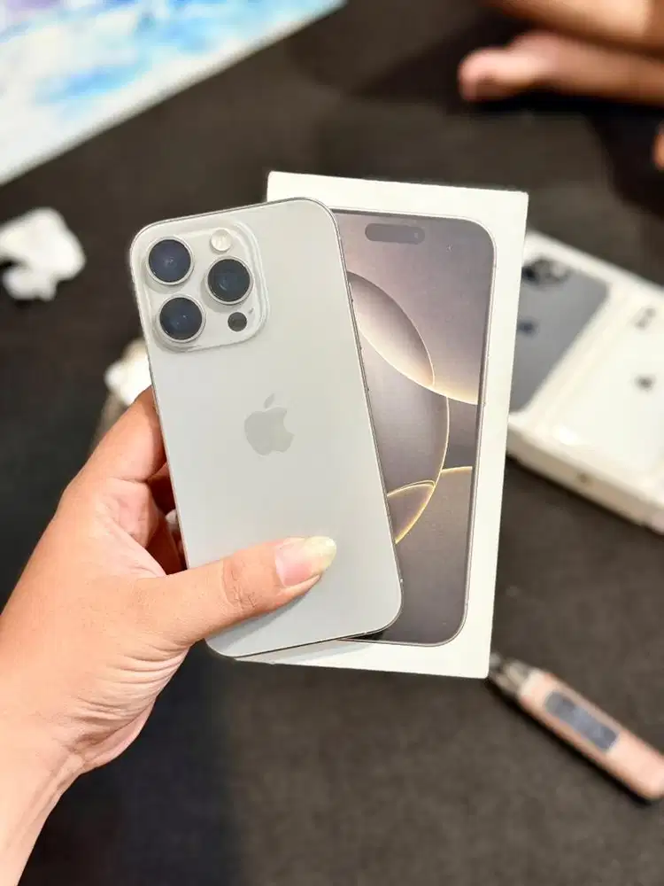 iPhone 16 Pro 128gb iBox Kondisi Seperti Baru