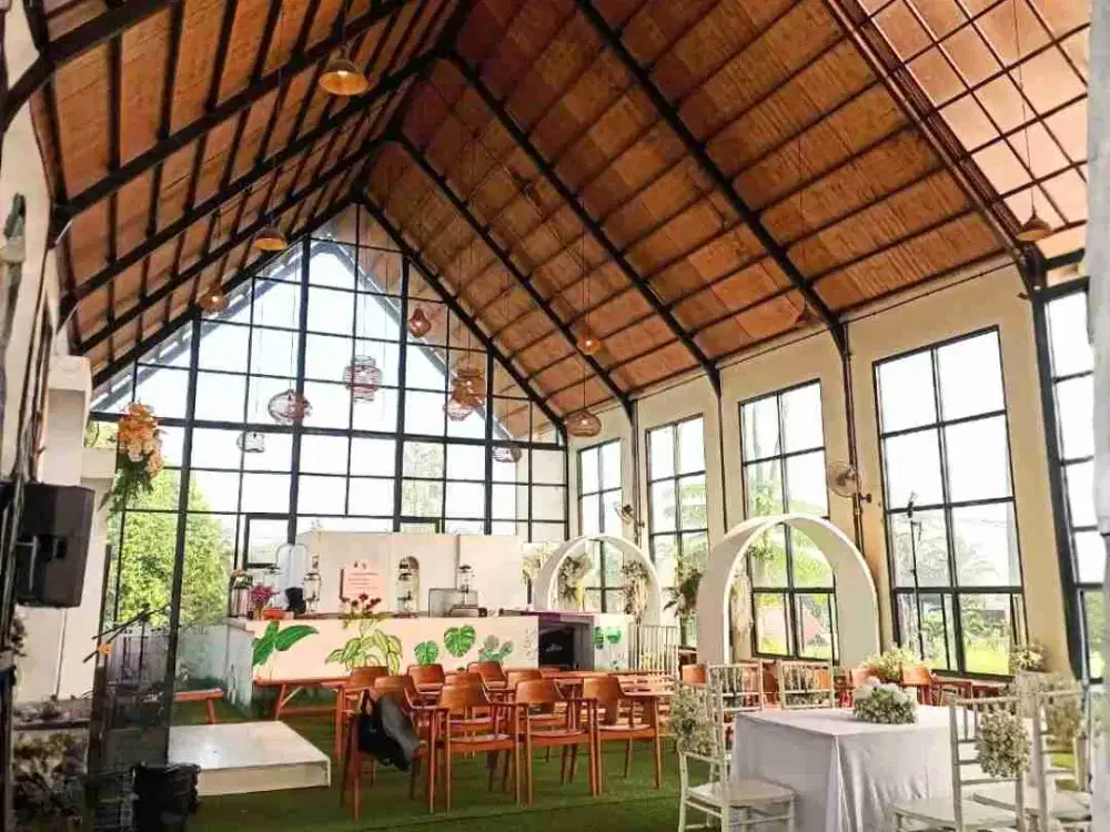 Cafe Pemandangan Indah Lokasi Strategis di Tuntang Semarang