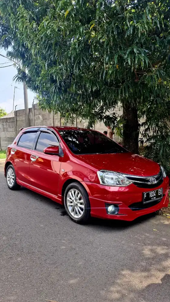 TOYOTA ETIOS VALCO 2016