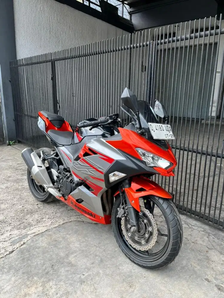 Kawasaki ninja fi new 2018 abs mulus