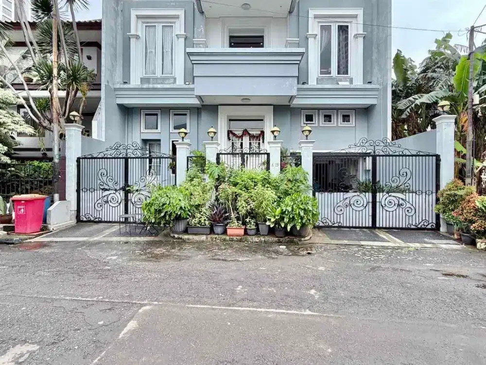 Jual Rumah Mewah Dalam Komplek Elite Kebayoran Baru Jakarta Selatan – 5+1 KT, Fasilitas Lengkap