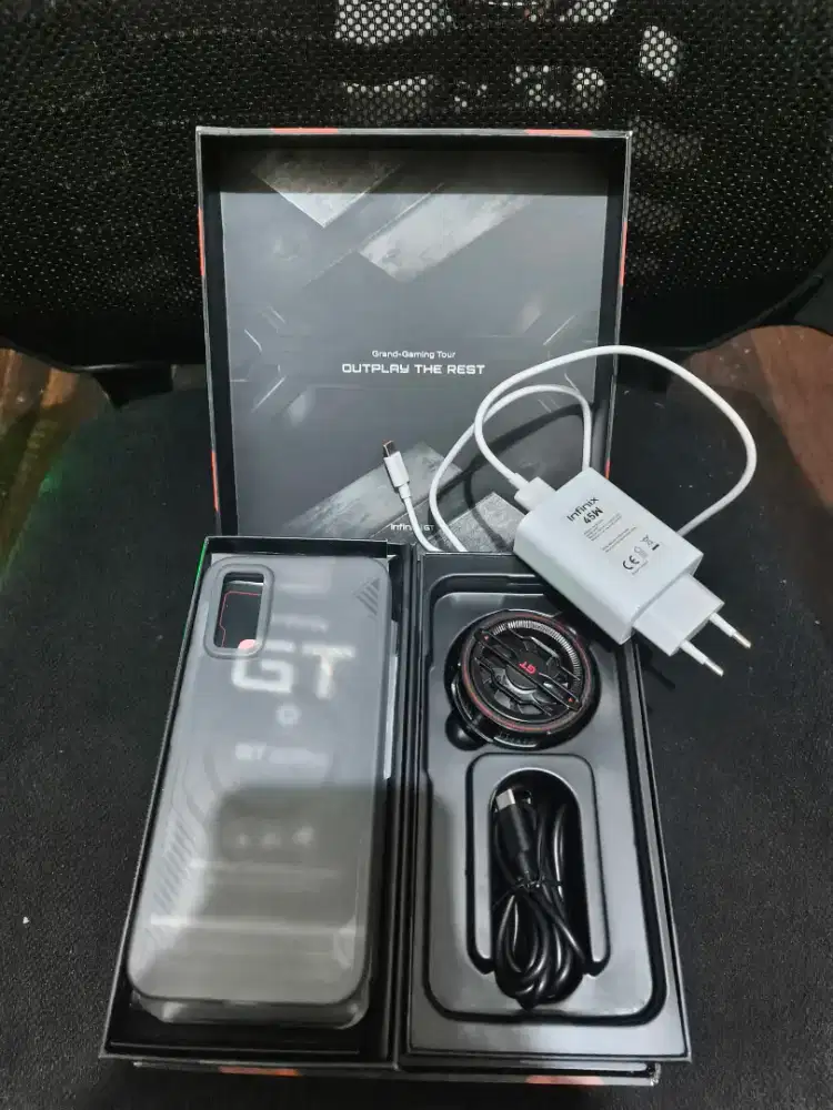 INFINIX GT 30 PRO 12/512 BUNDLE COOLING KIT ( LIKE NEW )