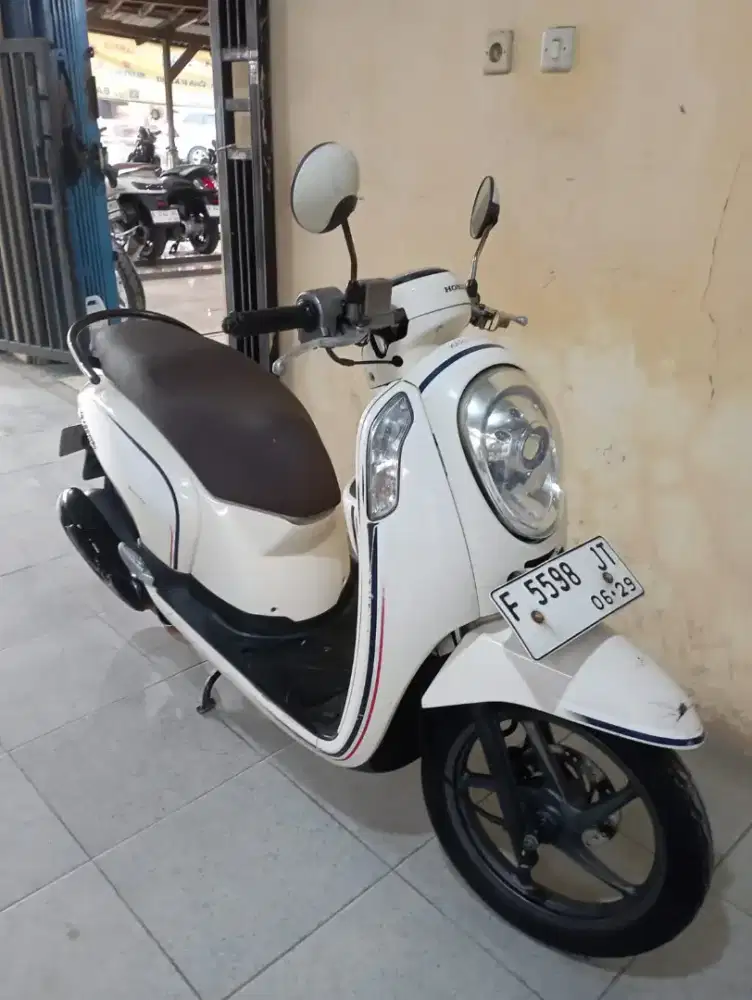 HONDA SCOOPY TH 2014 LIKE NEW