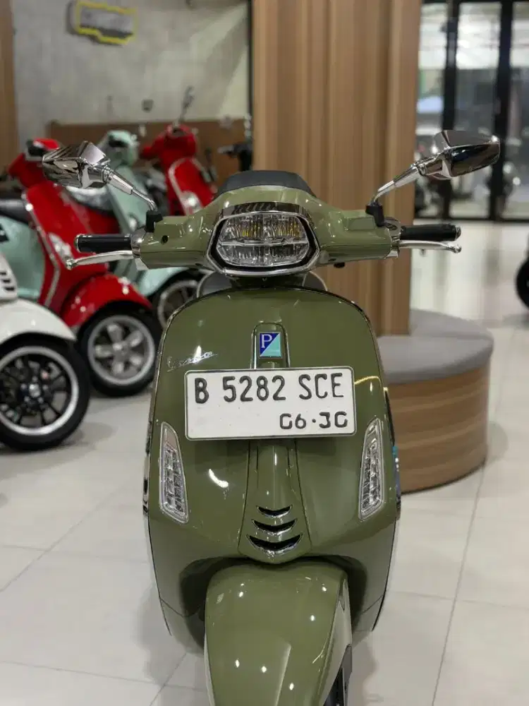 PIAGGIO VESPA SPRINT GREEN TENANCE 2025