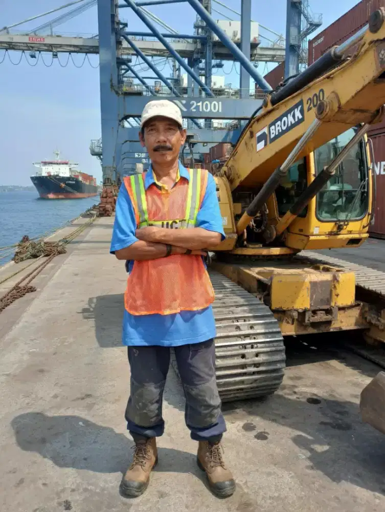 RENOVASI RUMAH DAN MEMBANGUN RUMAH