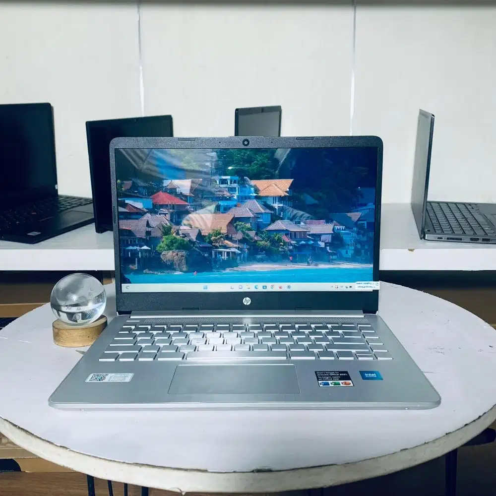 Laptop Hp 14s | Celeron N4500 | 4GB | 256SSD