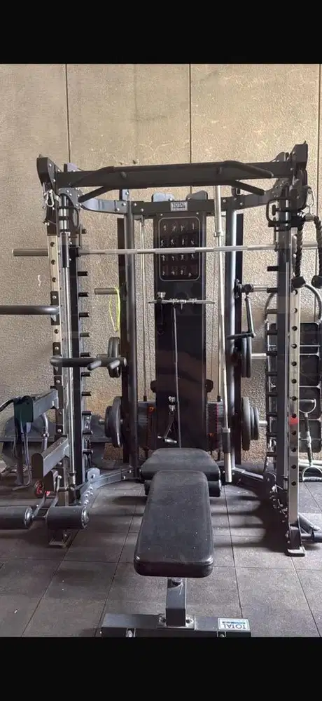 Total smith machine gym