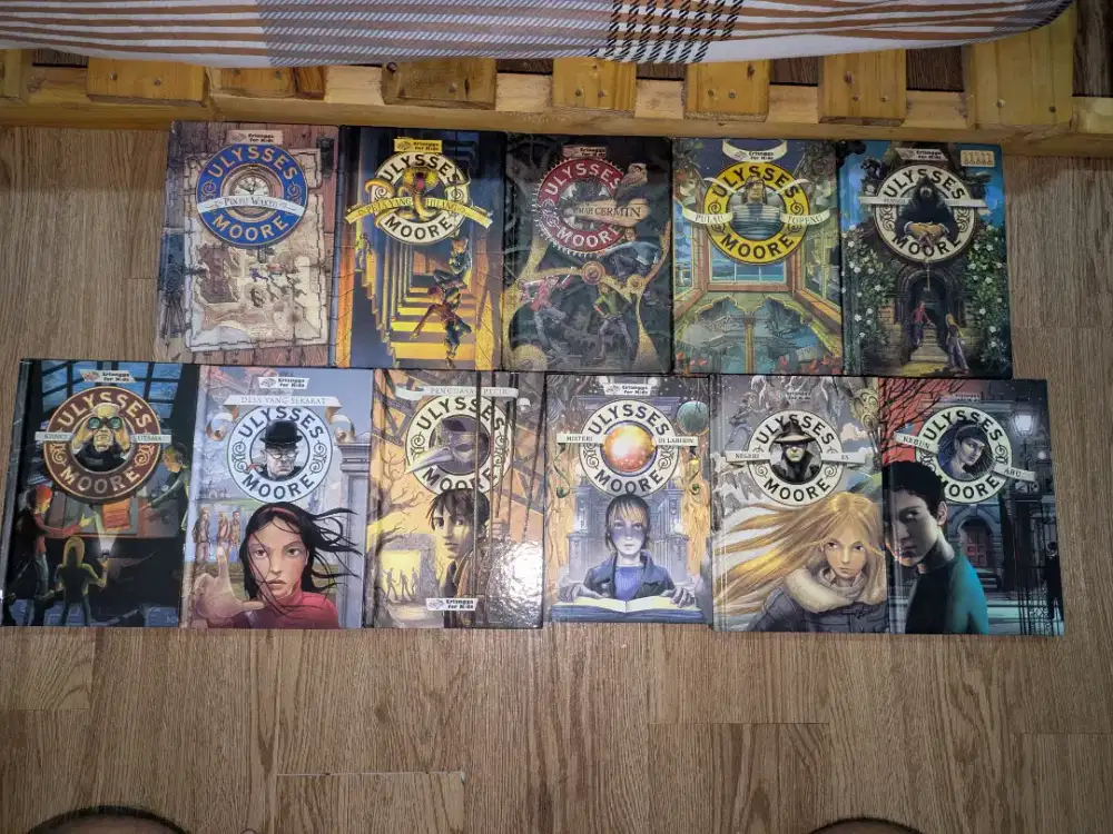 Novel anak Best Selling Ulysses Moore Erlangga For Kids Fullset
