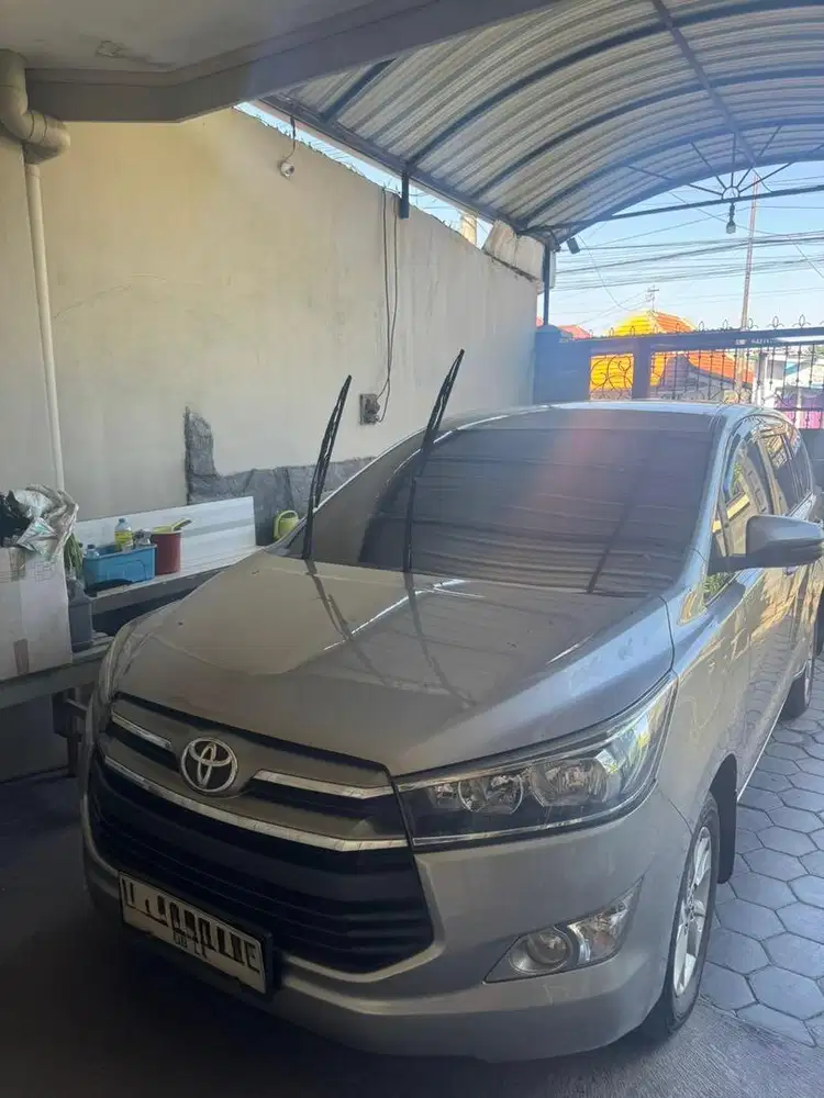 Innova reborn G silver DIESEL MANUAL!