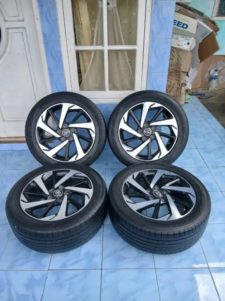 Velg rush R17 OEM