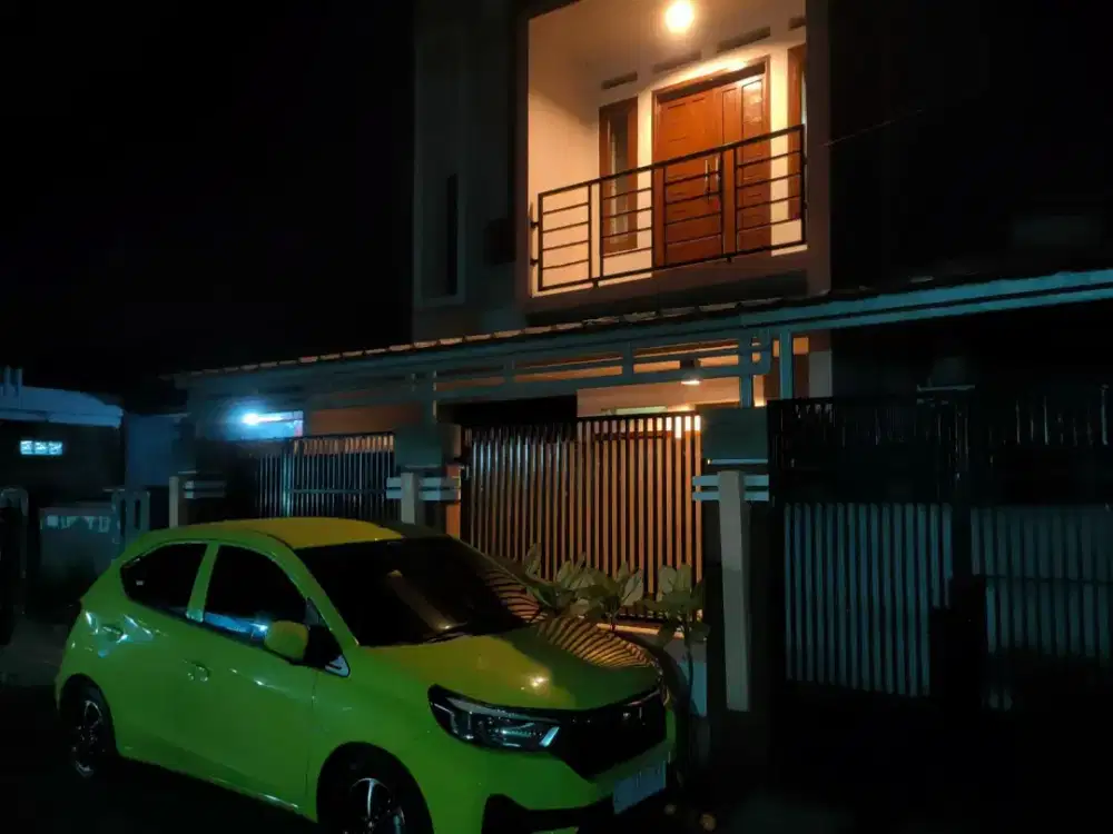 Dijual rumah 2 lt permanen+tempat usaha (2 kavling) lokasi strategis