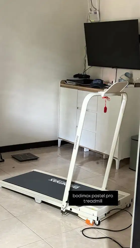 BODIMAX PASTEL PRO TREADMILL