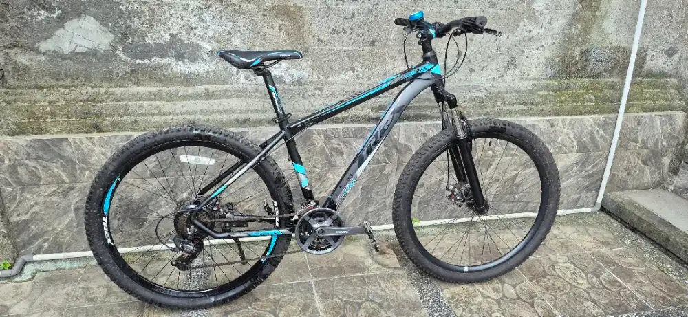 Trek Speda Hybrid Jalan/Gunung