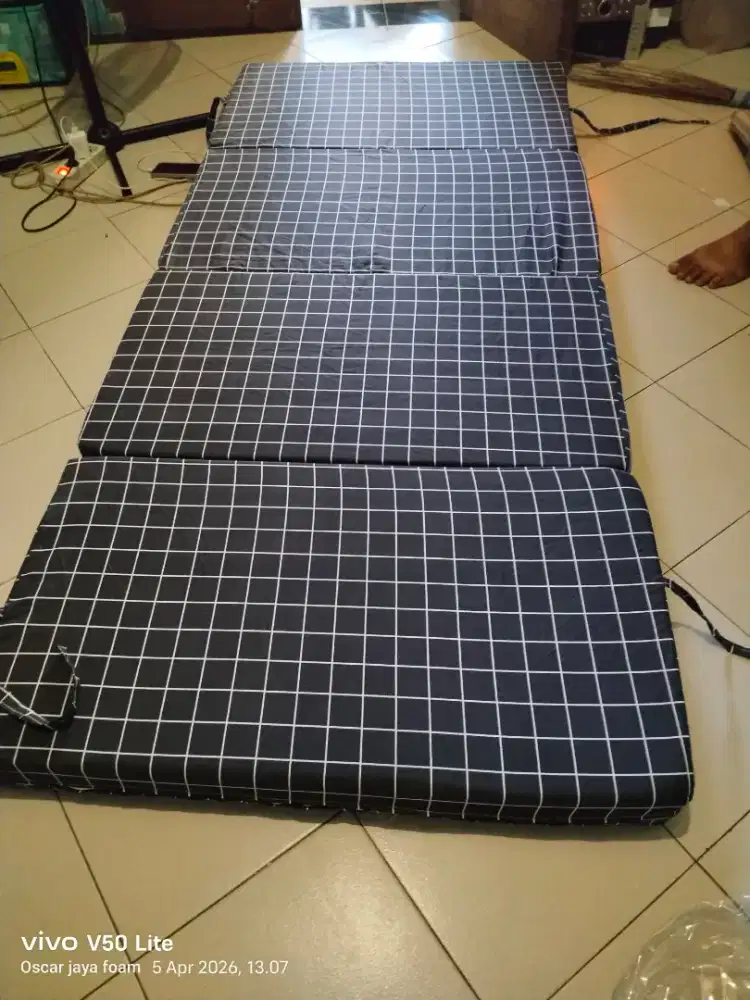 Kasur busa lipat 90x200x10cm Praktis