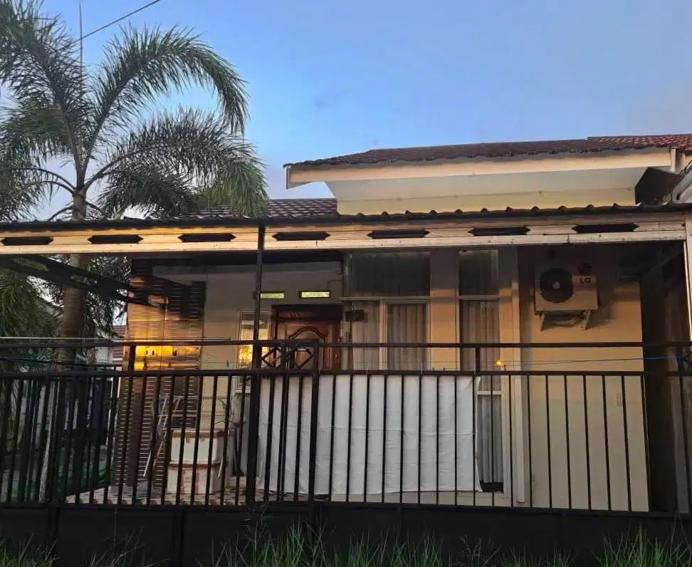 RUMAH DIJUAL DI SIMPANG GUSTI