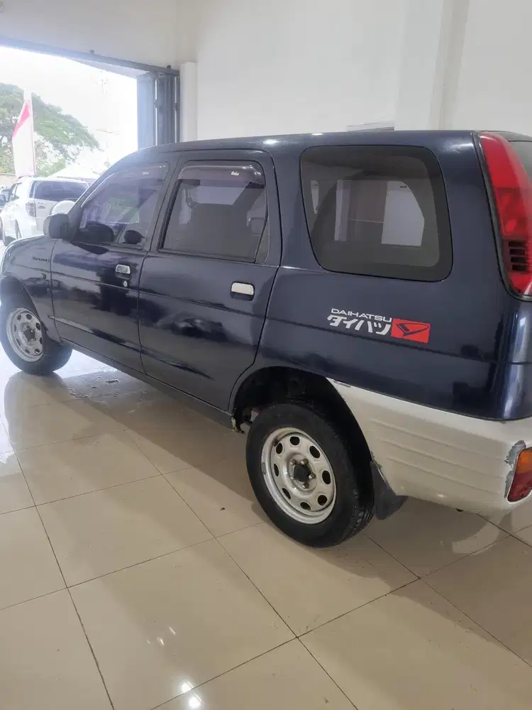 Daihatsu Taruna 2002 Bensin