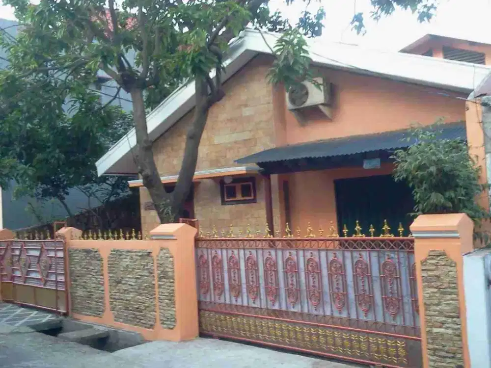 Disewakan Rumah 2 lantai Di Klender Jakarta Timur