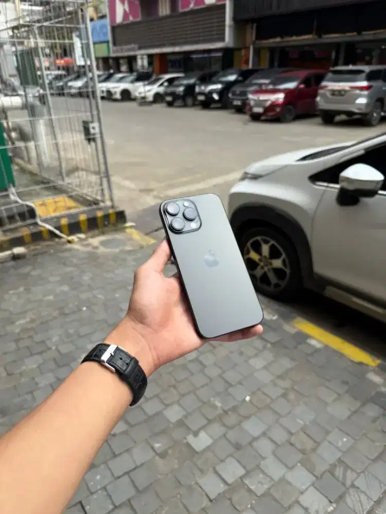 iPhone 16 ProMax 256Gb Black Titanium, ex iBox