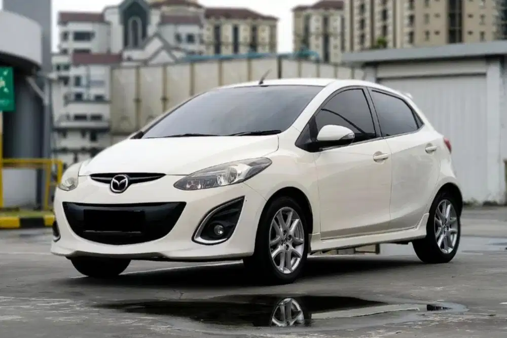 ‼️Tdp 10jt Pajak 27‼️ Mazda 2 R 1.5 AT 2014 Terawat Siap Pakai