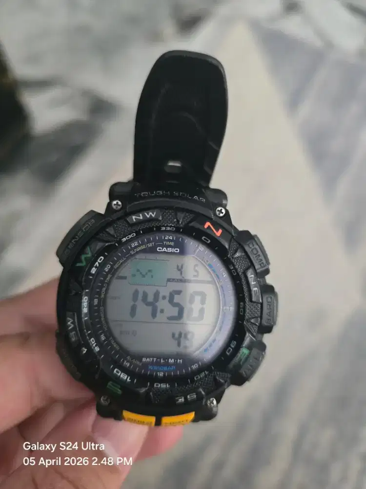 Jam Tangan Casio Black Pro Trek