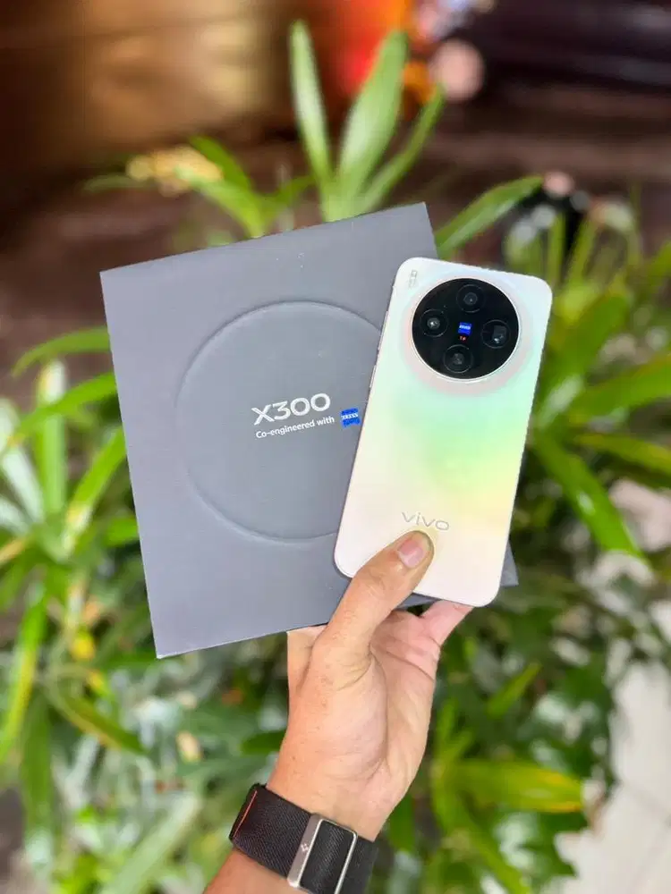 Vivo X300 5G 12/256 gb Second Like New Fullset Original