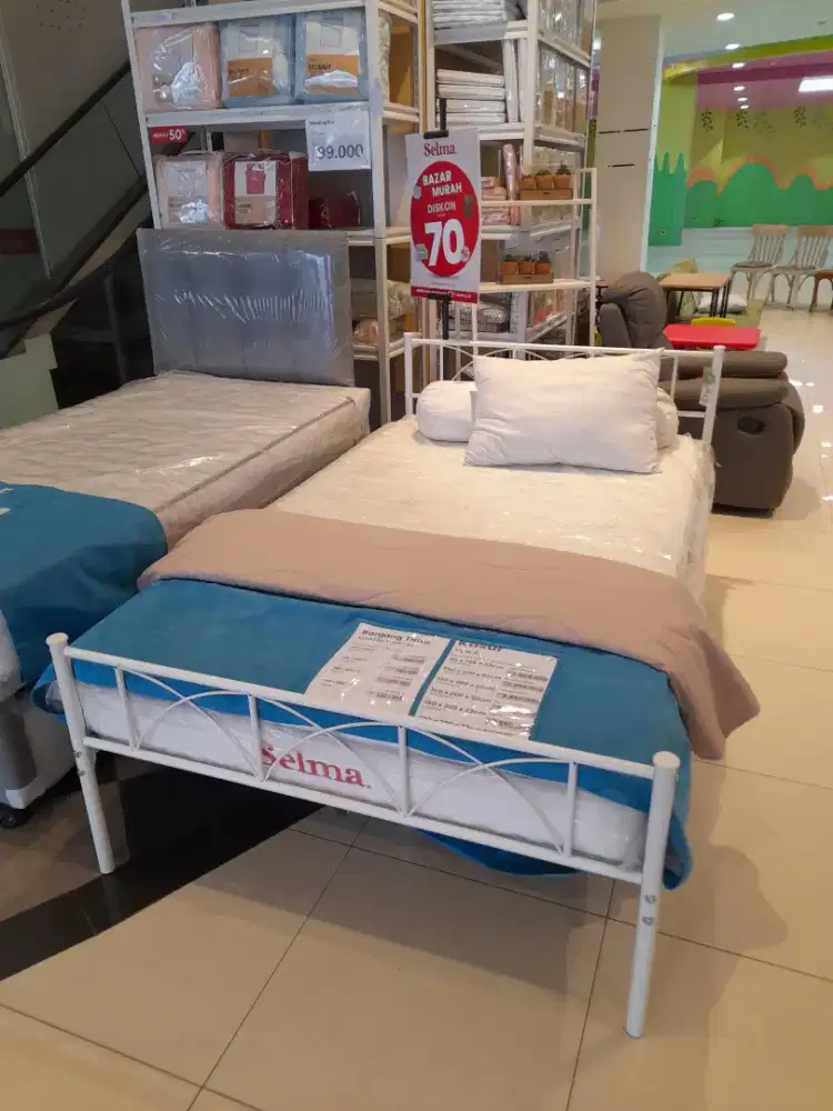 Set Tempat Tidur Murah
