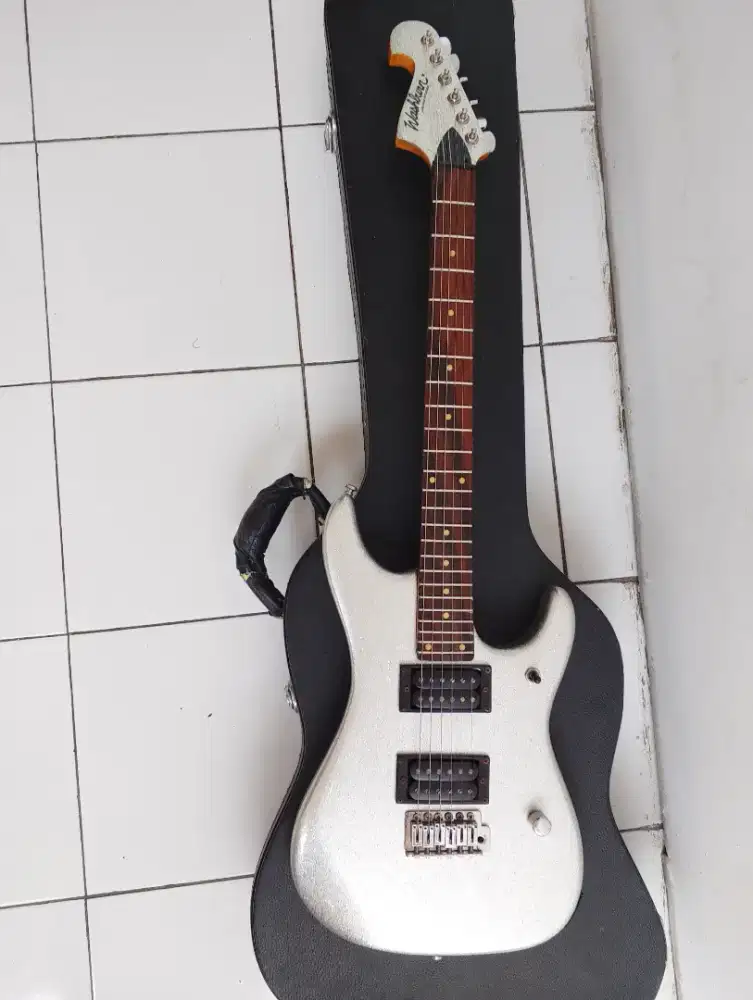 Gitar Washburn thn 90an