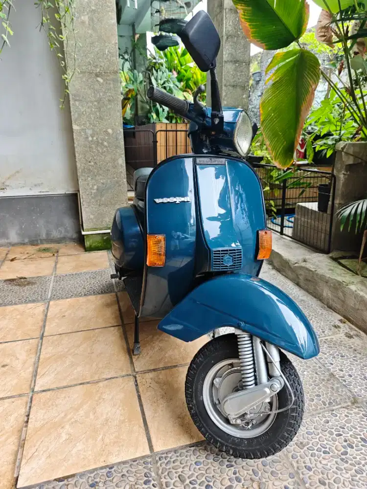Vespa P150S Sera 1985