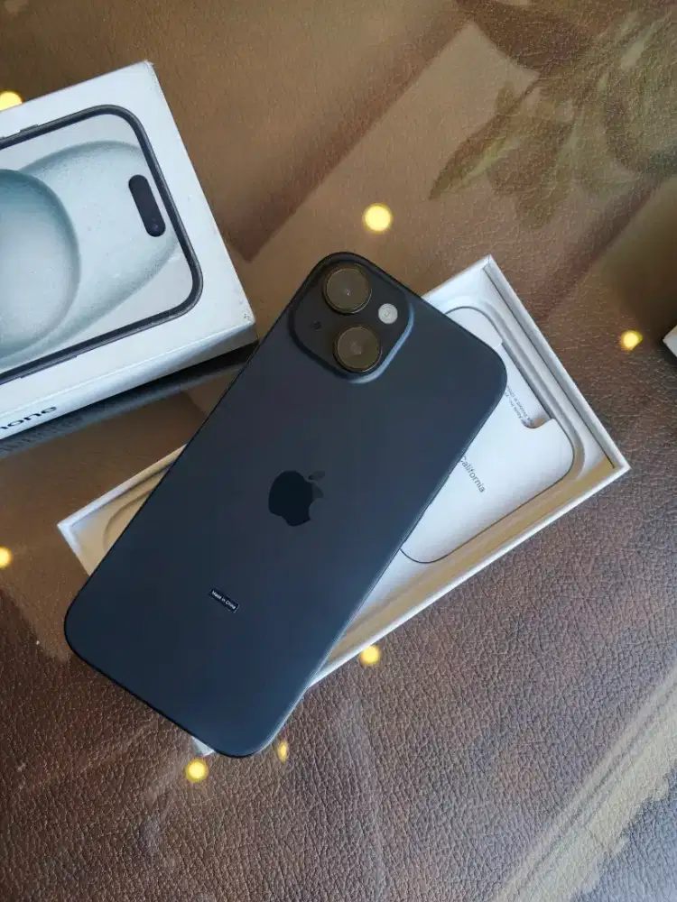 iPhone 15 iBox 128gb Black Garansi Aktif Februari 2027