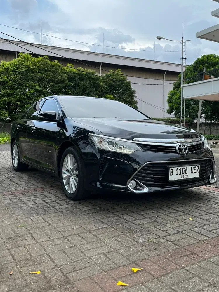 Toyota Camry 2.5 V 2016