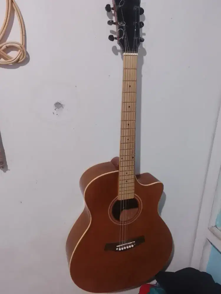 Gitar custom mulus