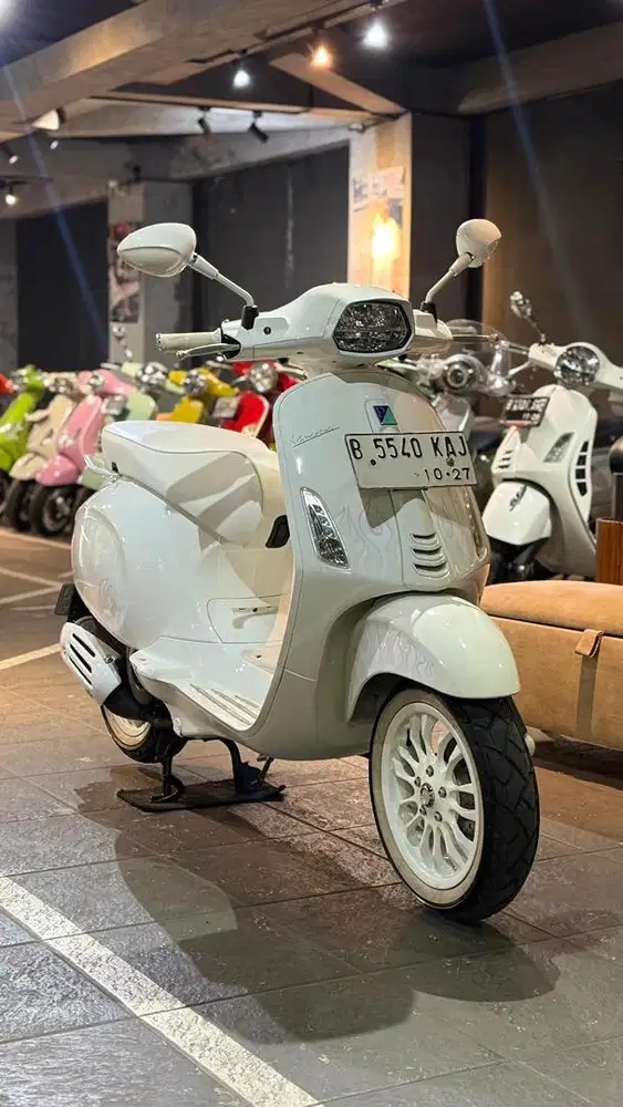 VESPA SPRINT 150 JUSTIN BIEBER 2022