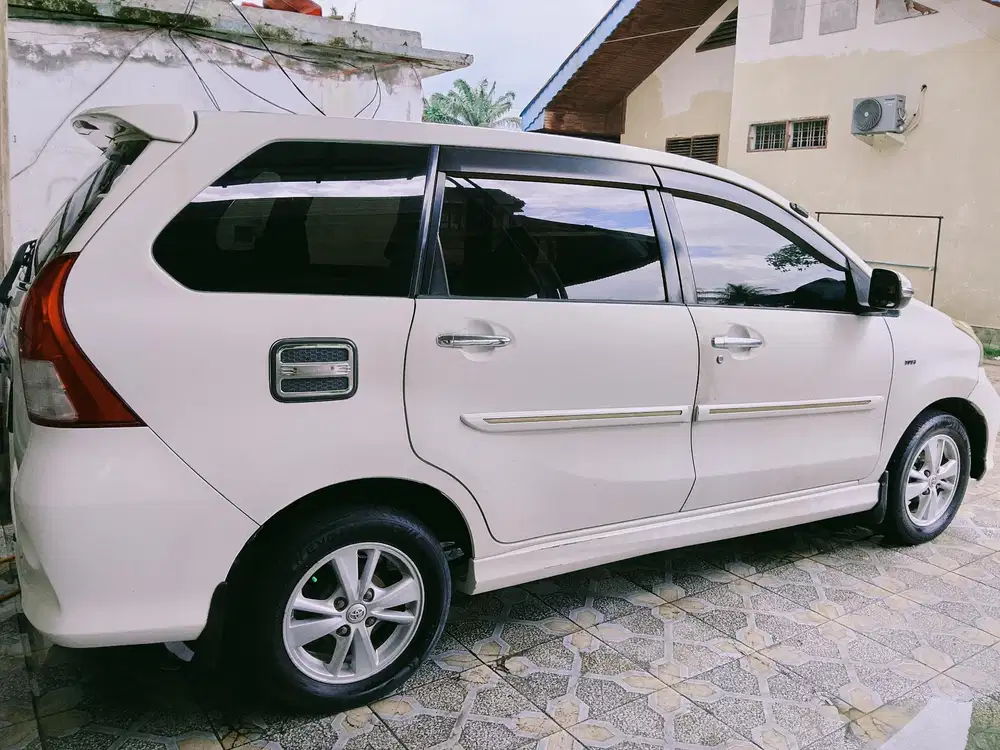 Toyota Avanza 2012 Bensin